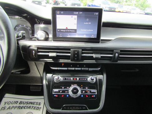 Used 2022 Lincoln Corsair AWD w/ Equipment Group 101A image 16
