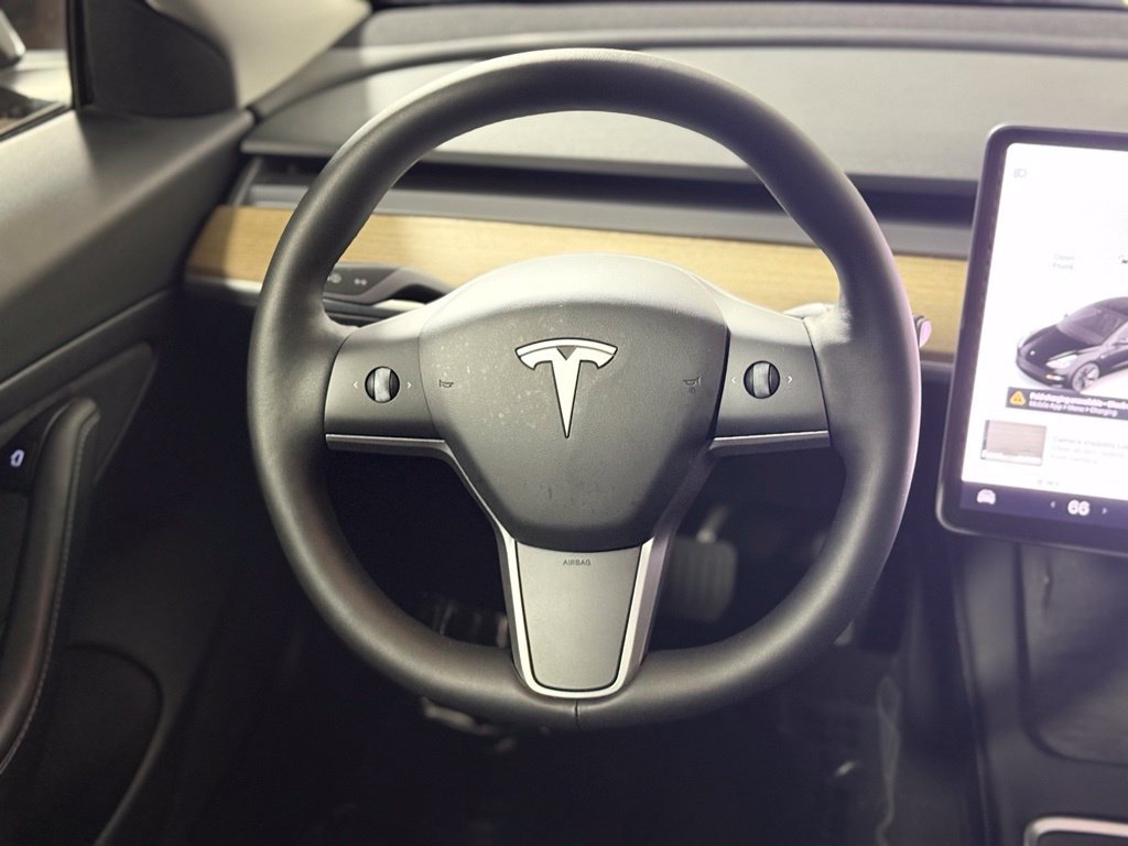 Used 2021 Tesla Model 3 Standard Range Plus RWD image 13