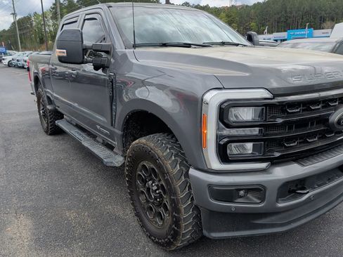 Used 2023 Ford F250 Lariat w/ Lariat Ultimate Package image 3