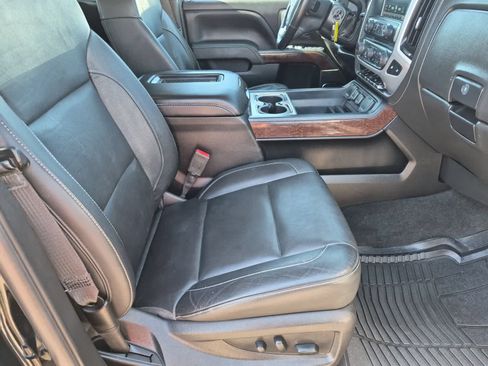 Used 2018 GMC Sierra 1500 SLT w/ Black Pack AWD/4WD image 21