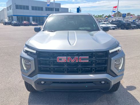 New 2026 GMC Canyon Elevation w/ Convenience Package AWD/4WD image 2