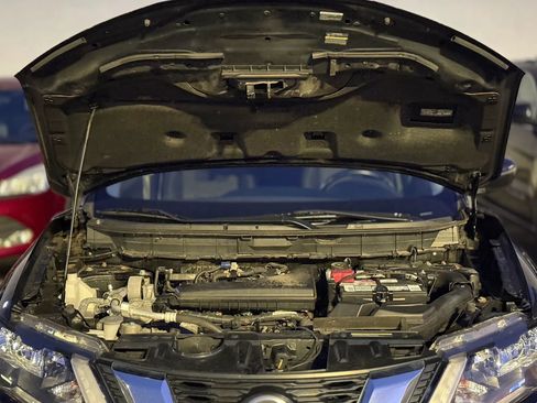 Used 2019 Nissan Rogue SV AWD/4WD image 28
