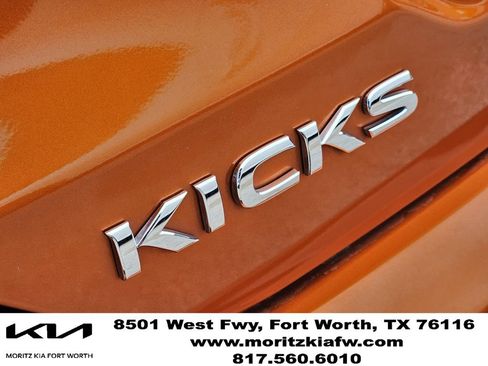Used 2021 Nissan Kicks SR w/ SR Premium Package FWD image 11