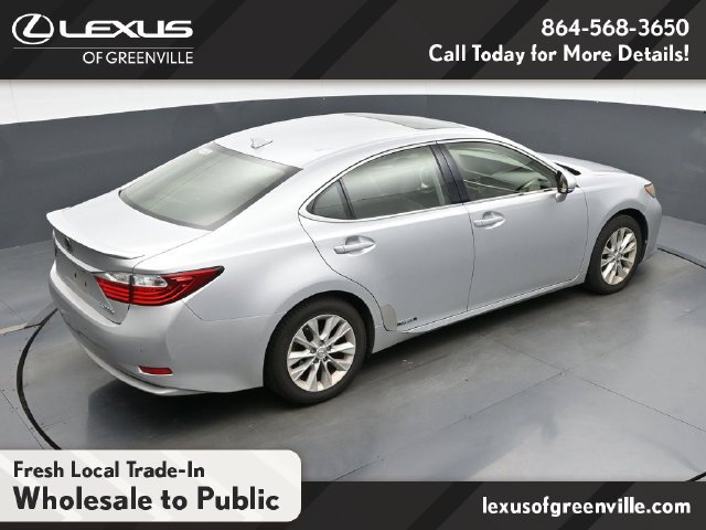 Used 2013 Lexus ES 300h FWD image 26