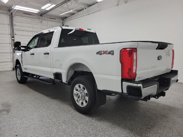 Used 2024 Ford F250 XLT AWD/4WD image 4