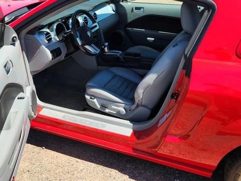 Used 2007 Ford Mustang GT Premium RWD image 5