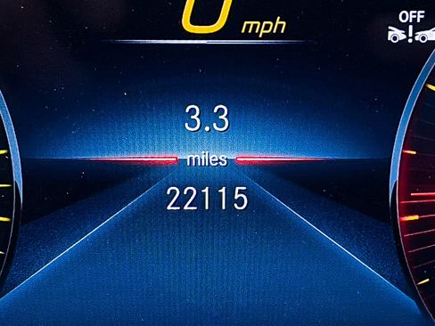 Used 2023 Mercedes-Benz CLA 250 4MATIC w/ Premium Package image 32