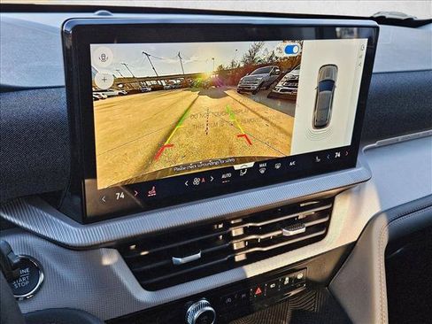 New 2026 Ford Explorer Active RWD image 12