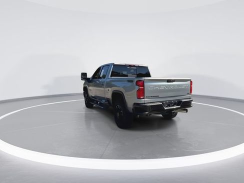 Used 2025 Chevrolet Silverado 2500 LTZ w/ LTZ Plus Package AWD/4WD image 12