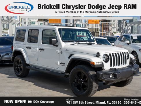 Used 2021 Jeep Wrangler Unlimited Sahara image 3