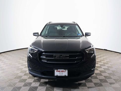 Used 2019 GMC Terrain SLE w/ Driver Convenience Package AWD/4WD image 2