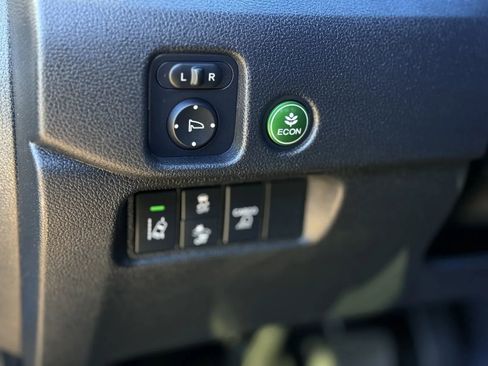 Used 2025 Honda Ridgeline RTL image 26