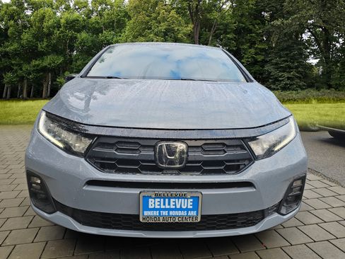 Used 2026 Honda Odyssey Sport-L image 2