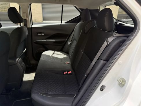 Used 2021 Nissan Kicks SV FWD image 20