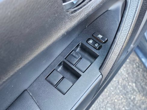Used 2016 Toyota Corolla S FWD image 22