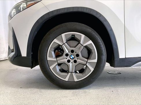 Used 2024 BMW X1 xDrive28i w/ Convenience Package AWD/4WD image 6