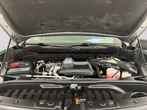 Used 2024 Chevrolet Silverado 1500 LT Trail Boss w/ Convenience Package II image 11