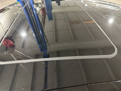 Used 2016 Mercedes-Benz E 350 Sedan w/ Premium Package image 13