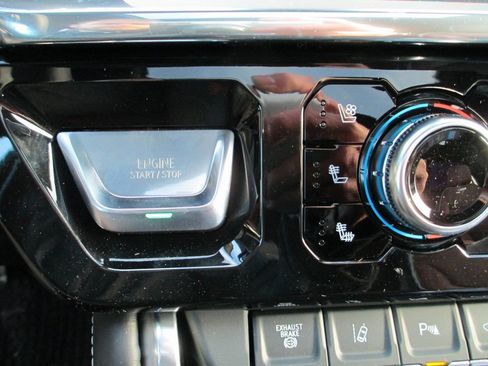 New 2026 GMC Sierra 2500 Denali Ultimate w/ Max Trailering Package image 19