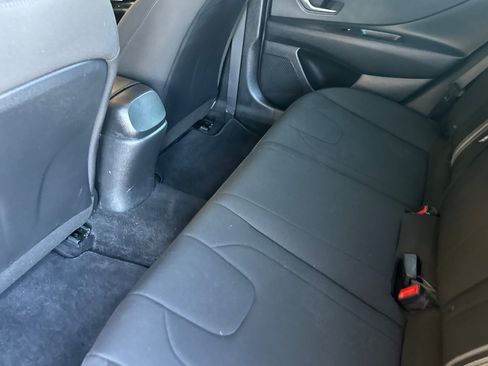 Certified 2023 Hyundai Elantra Blue FWD image 12
