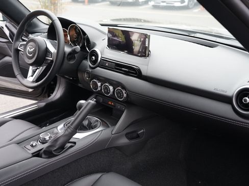 New 2025 MAZDA MX-5 Miata Grand Touring w/ Weather Package image 12