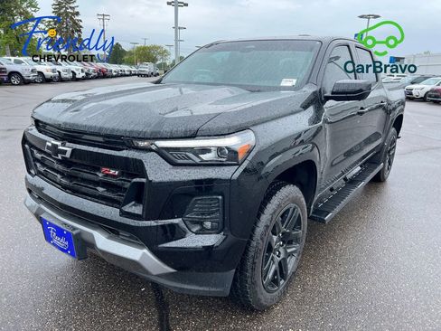 Certified 2025 Chevrolet Colorado Z71 w/ Technology Package AWD/4WD image 1
