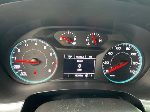 Used 2023 Chevrolet Traverse LT FWD image 18