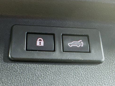 Used 2024 Subaru Forester Sport image 32