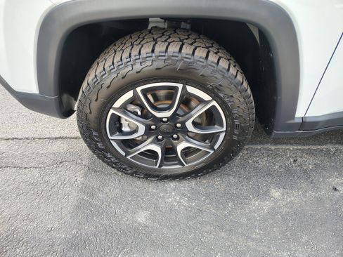 Certified 2024 Jeep Compass Trailhawk w/ Trailhawk Elite Group image 3