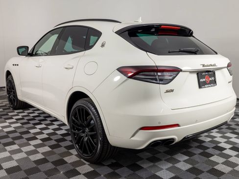 Used 2021 Maserati Levante S AWD/4WD image 5