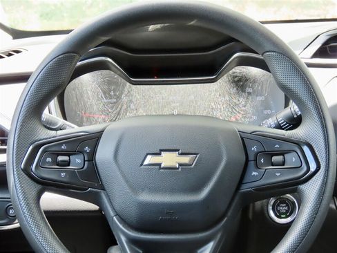 Used 2023 Chevrolet TrailBlazer LT w/ Driver Confidence Package AWD/4WD image 16