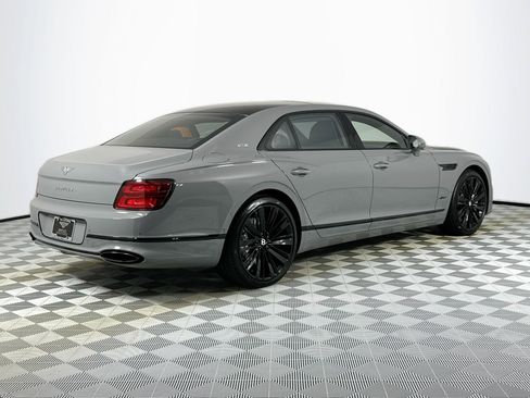 Certified 2024 Bentley Flying Spur W12 image 9