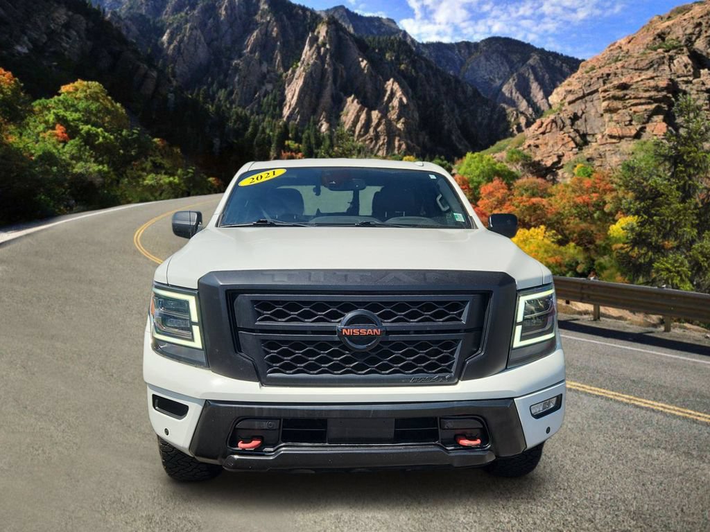 Used 2021 Nissan Titan PRO-4X w/ Pro-4x Utility Package AWD/4WD image 6