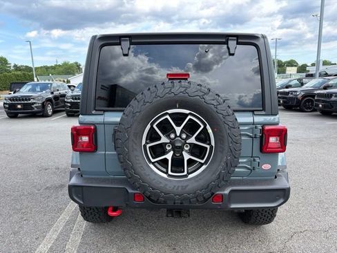 New 2026 Jeep Wrangler Unlimited Rubicon w/ Safety Group AWD/4WD image 4