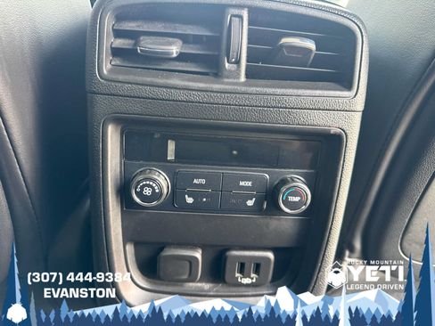 Used 2019 Buick Envision Premium AWD/4WD image 17