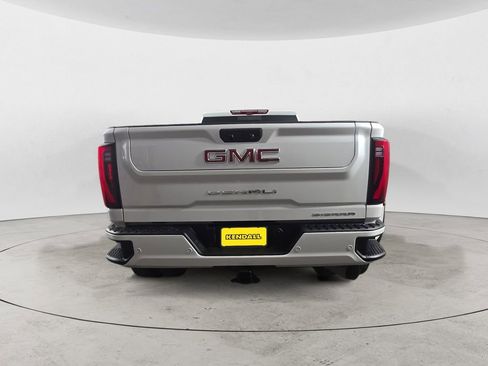 Used 2024 GMC Sierra 3500 Denali w/ Denali Reserve Package AWD/4WD image 4