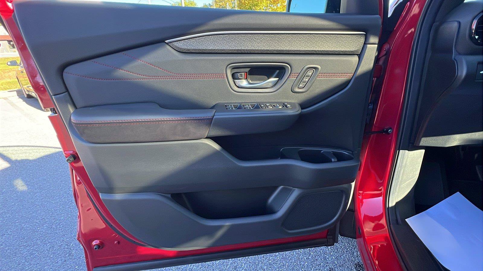 New 2026 Honda Pilot Black Edition image 24