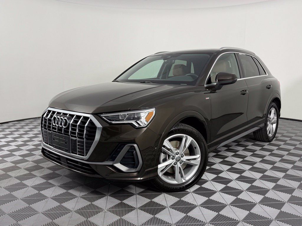 Used 2020 Audi Q3 2.0T Prestige AWD/4WD image 1