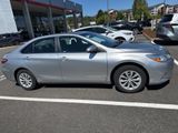 Used 2016 Toyota Camry LE image 3