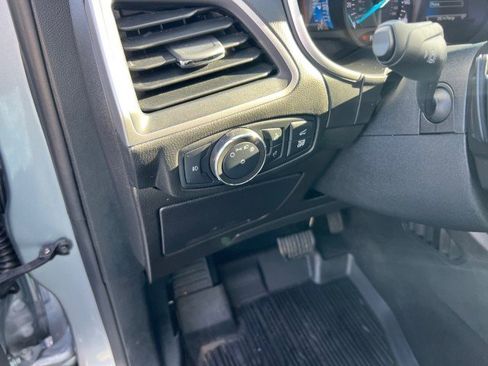 Used 2021 Ford Edge SEL w/ Convenience Package image 11