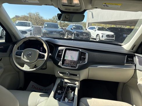 Used 2025 Volvo XC90 B5 Core w/ Protection Package Premier image 19