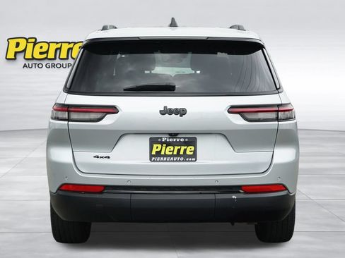 Used 2023 Jeep Grand Cherokee L Laredo AWD/4WD image 6