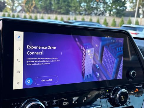 Used 2023 Toyota Highlander Limited image 18