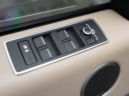 Used 2016 Land Rover Range Rover Sport Autobiography image 11