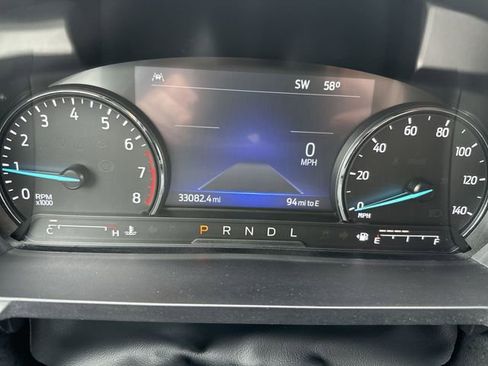 Used 2022 Ford Explorer XLT image 12