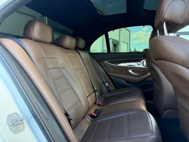 Used 2018 Mercedes-Benz E 63 AMG S image 31