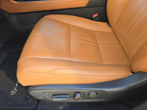 Used 2021 Lexus RX 350L Luxury w/ Accessory Package image 18