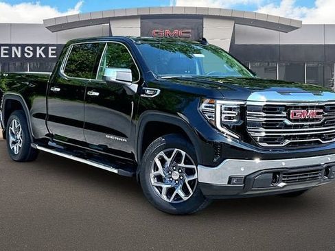New 2026 GMC Sierra 1500 SLT w/ SLT Premium Package AWD/4WD image 2