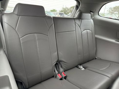 Used 2017 Buick Enclave Convenience image 26