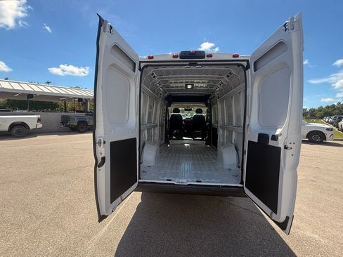 New 2025 RAM ProMaster 3500 w/ Convenience Group image 29